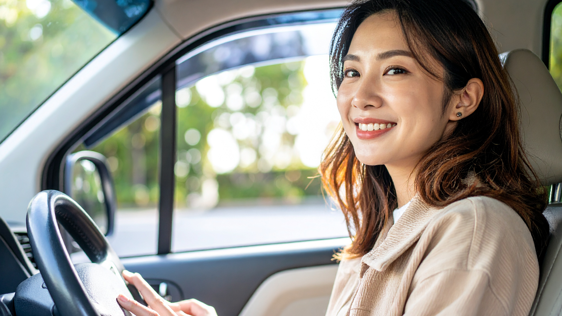 【徹底解説】AT限定解除の受験資格・手続き・料金・期間普通自動車免許でMT車を運転できるように！